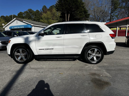 Used 2017 Jeep Grand Cherokee Laredo w/ Quick Order Package 2BE image 10