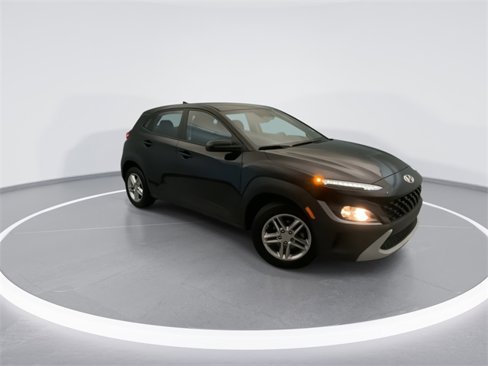 Used 2022 Hyundai Kona SE image 6