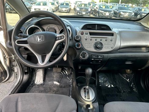 Used 2013 Honda Fit image 17