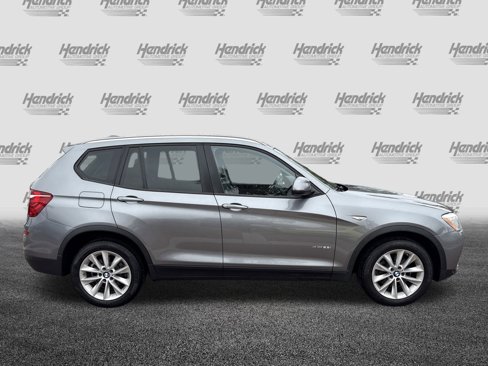 Used 2017 BMW X3 xDrive28i image 11