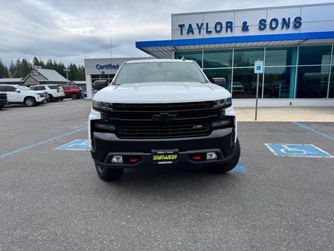 Used 2020 Chevrolet Silverado 1500 LT Trail Boss image 2