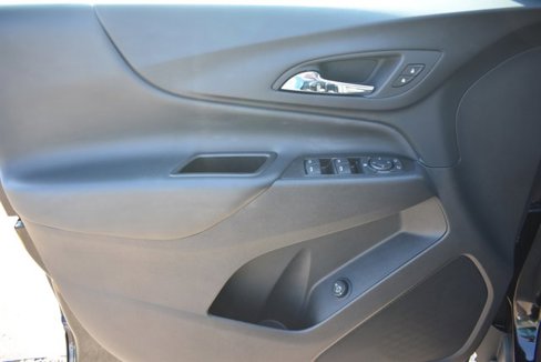 Used 2023 Chevrolet Equinox LT image 12