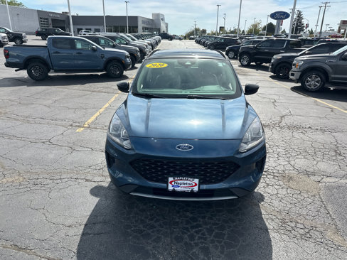 Used 2020 Ford Escape SE Sport image 3