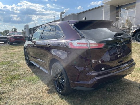 Used 2023 Ford Edge ST-Line image 3