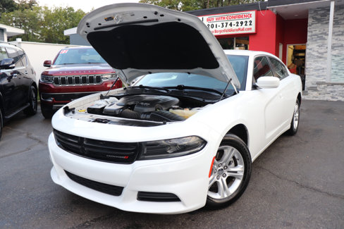 Used 2022 Dodge Charger SXT image 44