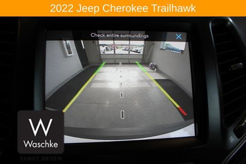 Used 2022 Jeep Cherokee Trailhawk w/ Trailer Tow Group image 50