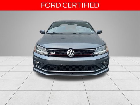 Used 2017 Volkswagen Jetta GLI image 2