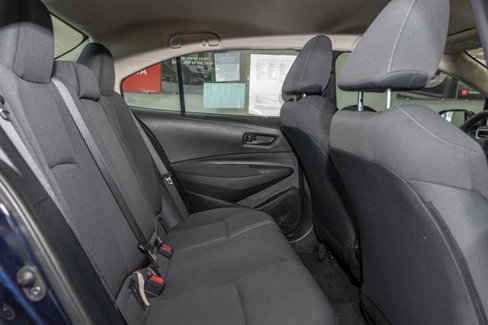 Used 2022 Toyota Corolla LE image 17