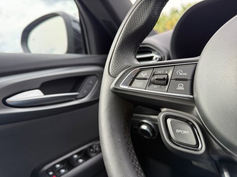New 2023 Dodge Hornet GT w/ Track Pack image 10