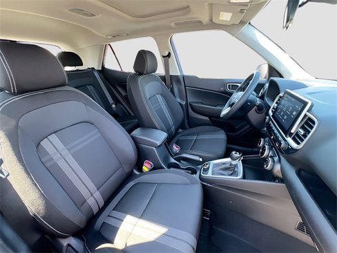 New 2025 Hyundai Venue SEL image 26