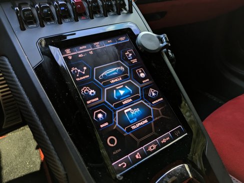 Used 2020 Lamborghini Huracan EVO image 21