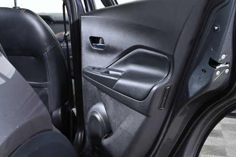 Used 2020 Nissan Kicks SR w/ SR Premium Package image 30