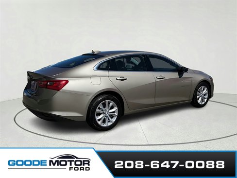 Used 2023 Chevrolet Malibu LT image 3