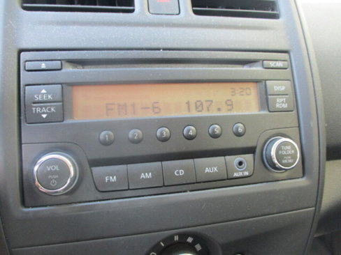 Used 2016 Nissan Versa S image 29