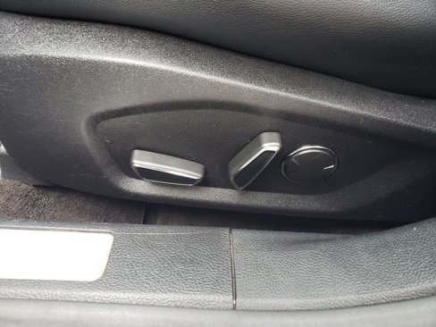 Used 2019 Ford Fusion Titanium image 21