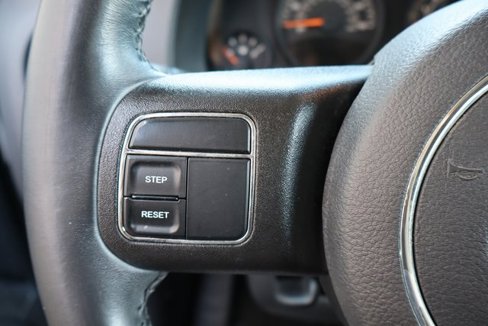 Used 2016 Jeep Patriot Latitude image 11