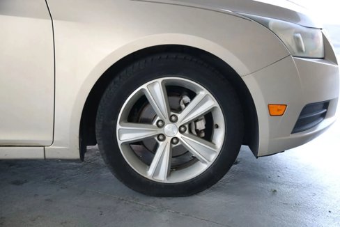 Used 2012 Chevrolet Cruze LT image 27