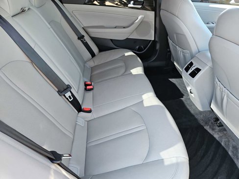 Used 2017 Hyundai Sonata Limited image 20