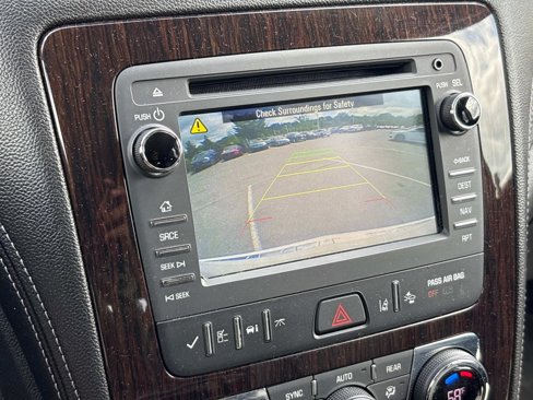 Used 2016 Chevrolet Traverse LTZ image 22