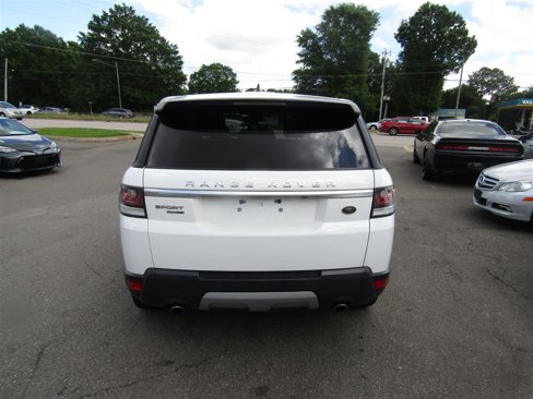 Used 2015 Land Rover Range Rover Sport HSE image 7