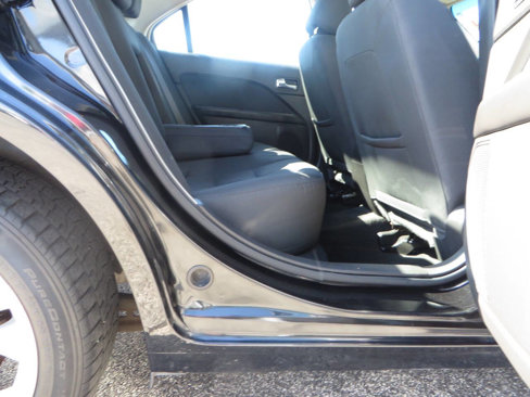 Used 2012 Ford Fusion SE image 15