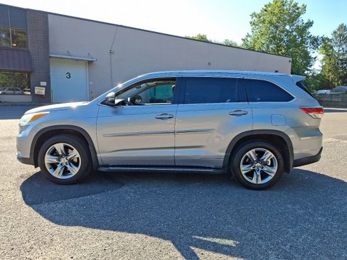 Used 2014 Toyota Highlander Limited image 6