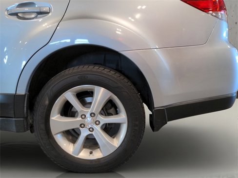 Used 2014 Subaru Outback 2.5i Limited image 25