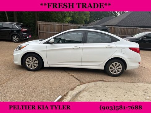 Used 2016 Hyundai Accent SE image 6