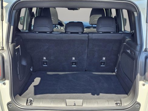 Used 2021 Jeep Renegade Latitude w/ Sun & Sound Group image 11
