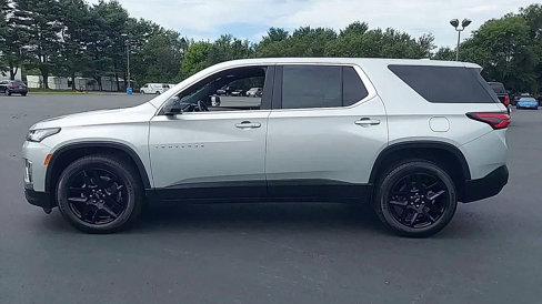Certified 2022 Chevrolet Traverse LS w/ LPO, Blackout Package image 5