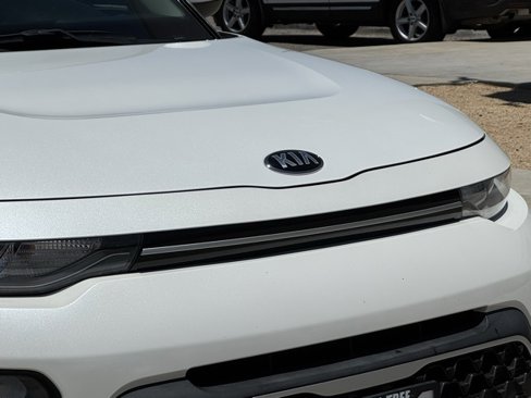 Used 2020 Kia Soul LX image 9