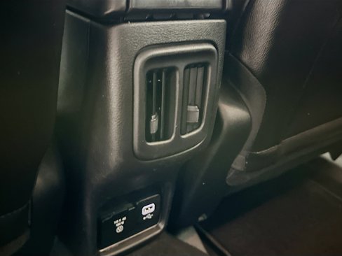 Certified 2021 Jeep Compass Limited image 24