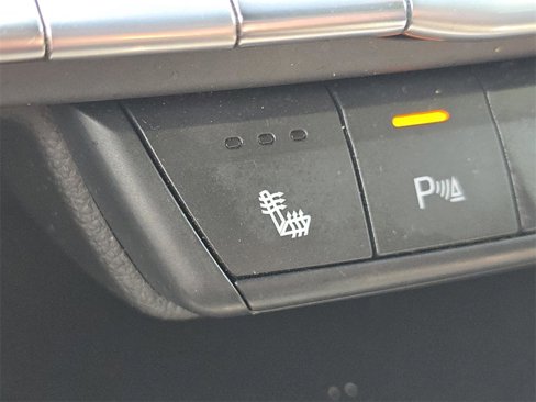 Used 2019 Cadillac XT4 Premium Luxury w/ Cold Weather Package image 6