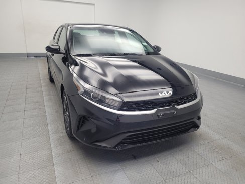 Used 2024 Kia Forte LXS image 14