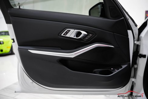 Used 2023 BMW 330e w/ M Sport Package image 40
