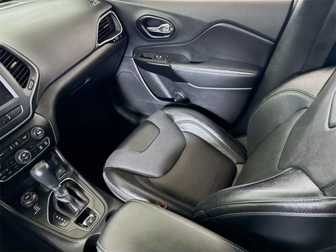 Used 2023 Jeep Cherokee Altitude Lux image 21
