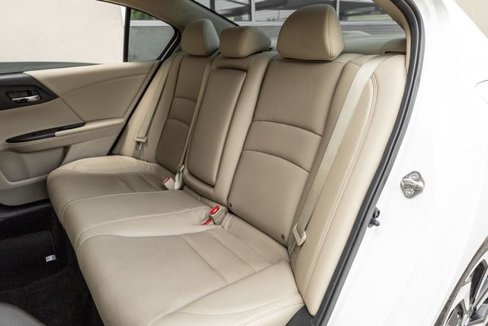 Used 2017 Honda Accord EX-L image 13