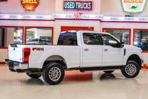 Used 2020 Ford F250 XLT w/ XLT Premium Package image 3