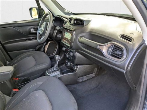 Used 2023 Jeep Renegade Latitude image 18