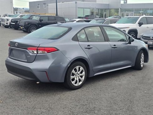 Used 2024 Toyota Corolla LE image 2