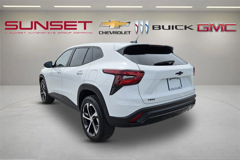 Certified 2024 Chevrolet Trax RS image 5