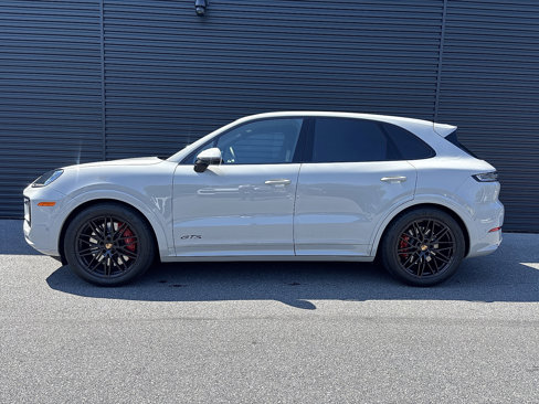 Certified 2025 Porsche Cayenne GTS image 7