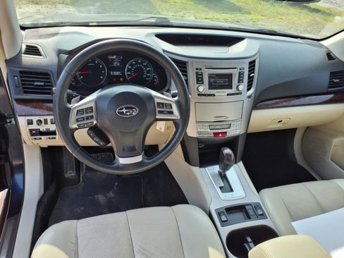 Used 2014 Subaru Legacy 2.5i Limited w/ Moonroof Package image 9
