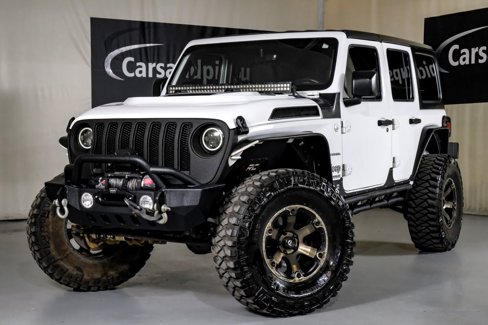 Used 2018 Jeep Wrangler Unlimited Sahara image 5