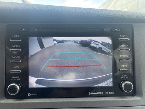 Used 2018 Toyota Sienna LE image 16