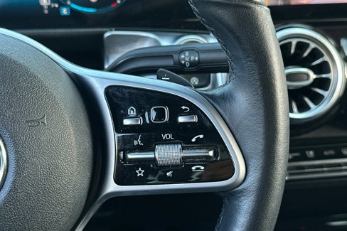 Certified 2021 Mercedes-Benz GLB 250 image 27