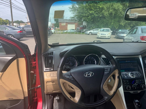 Used 2013 Hyundai Sonata Limited w/ Premium Pkg image 13