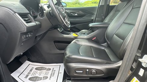 Used 2022 GMC Terrain SLT image 10