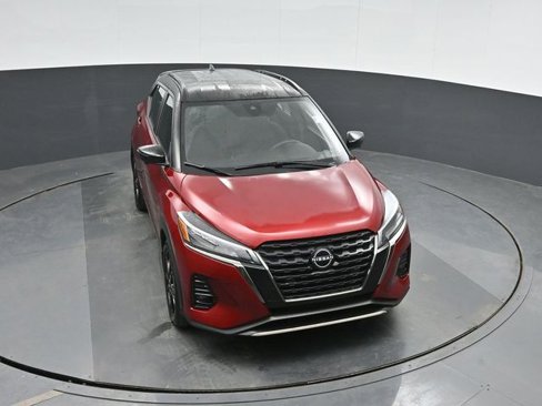 Used 2024 Nissan Kicks SR image 32