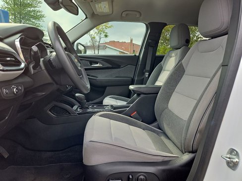 Used 2021 Chevrolet TrailBlazer LT w/ Convenience Package image 19